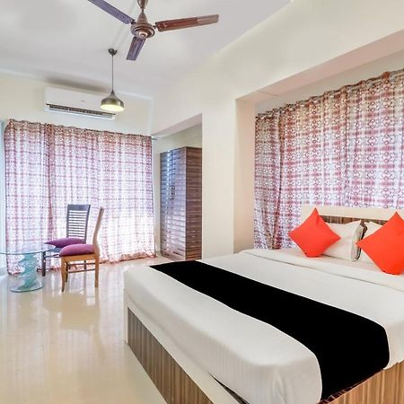 Hotel Crystal Inn Мумбаи Экстерьер фото