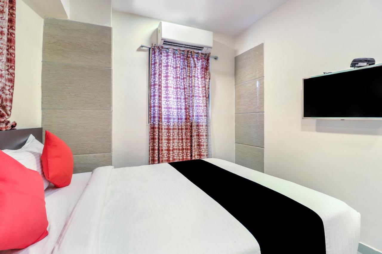 Hotel Crystal Inn Мумбаи Экстерьер фото
