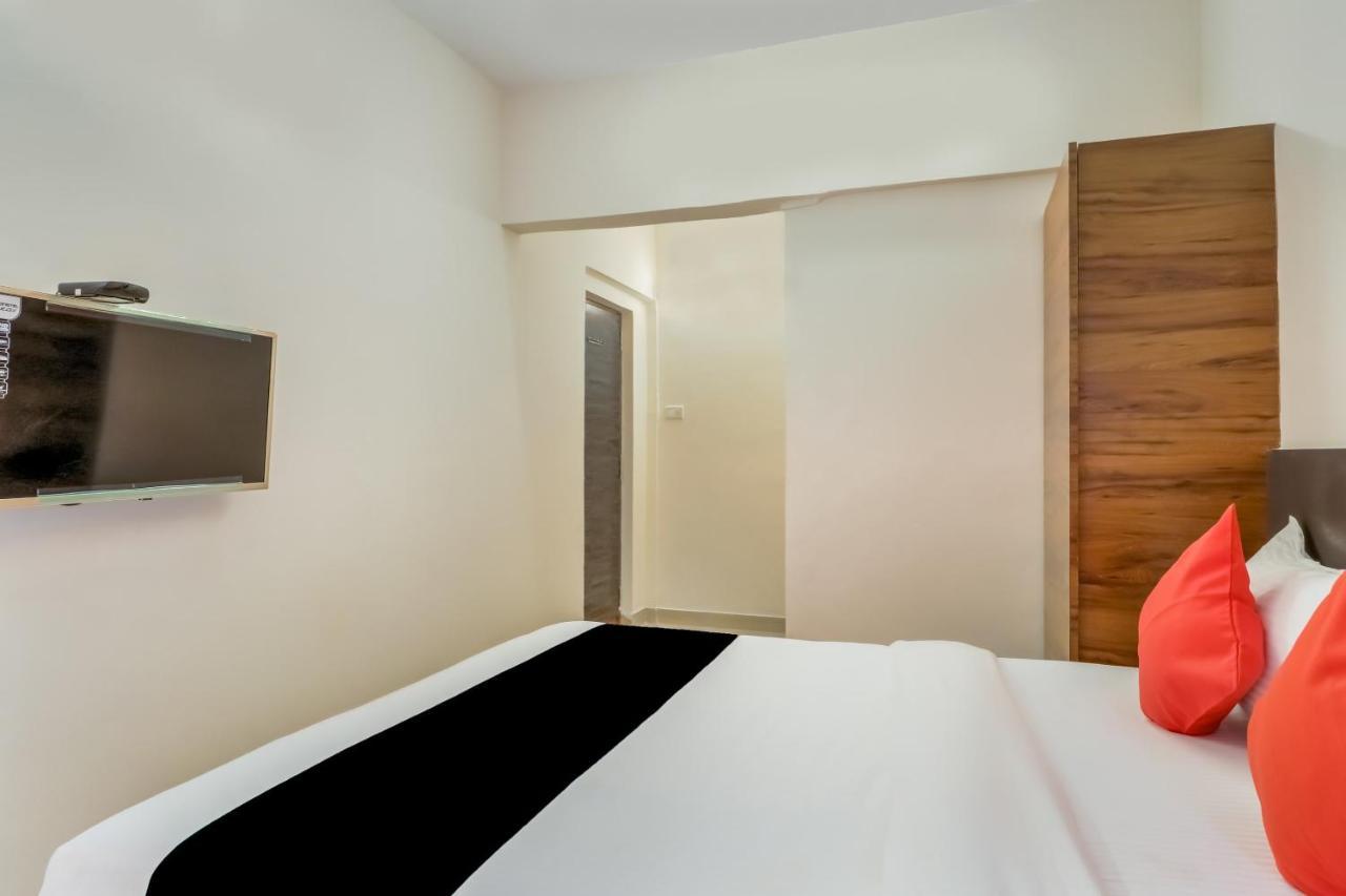 Hotel Crystal Inn Мумбаи Экстерьер фото