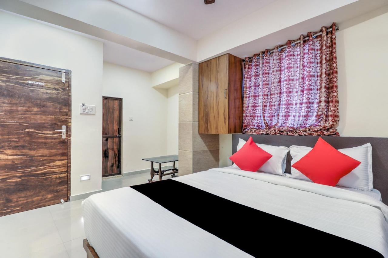 Hotel Crystal Inn Мумбаи Экстерьер фото