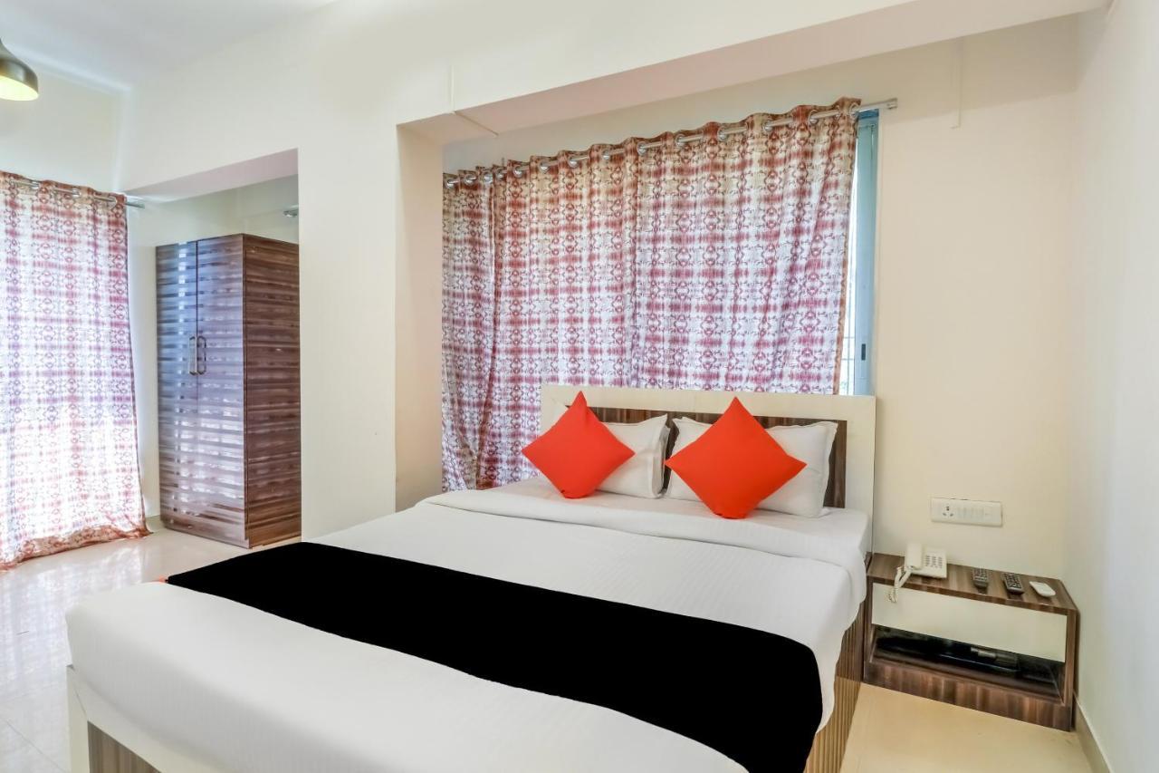 Hotel Crystal Inn Мумбаи Экстерьер фото