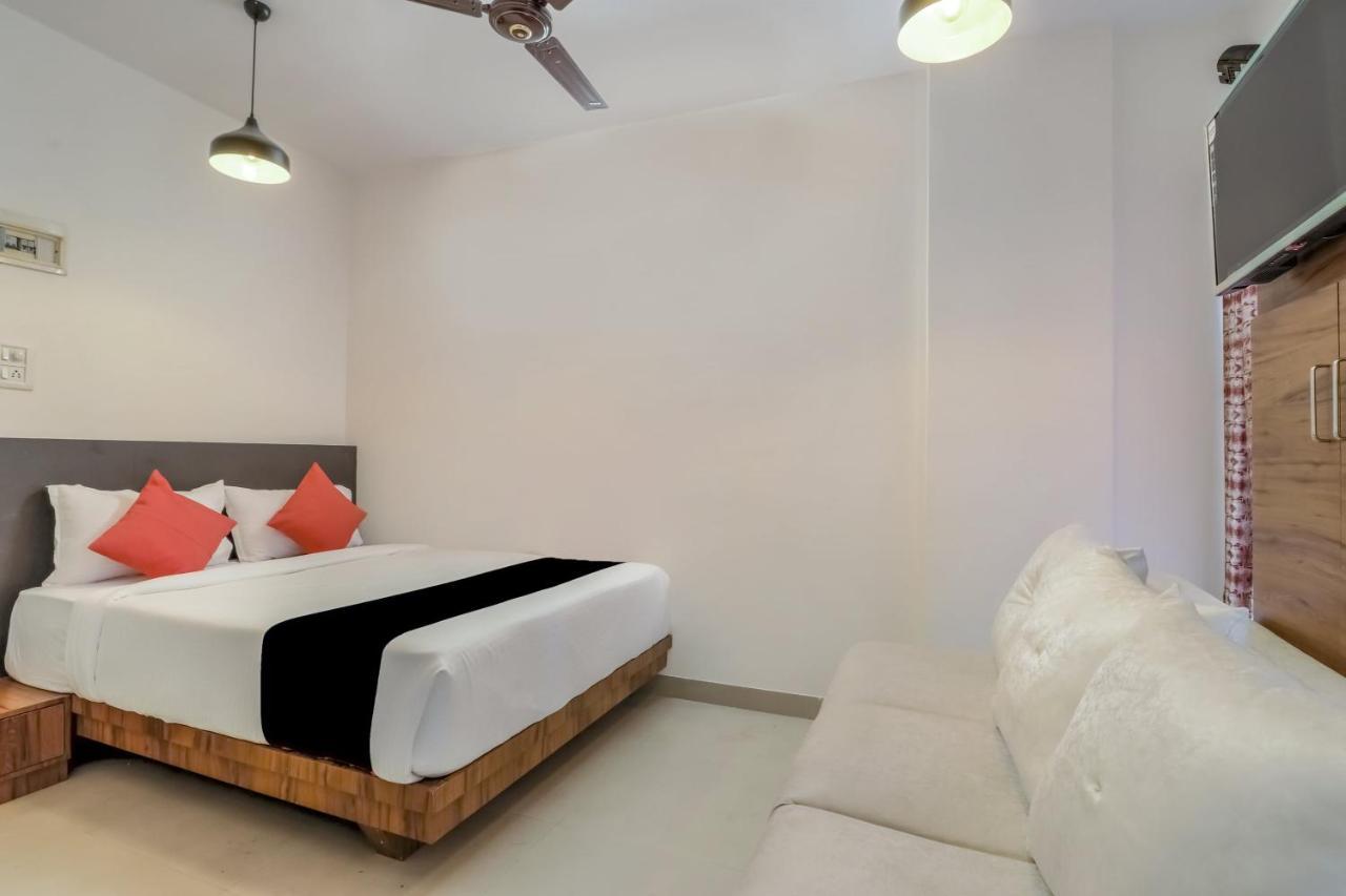 Hotel Crystal Inn Мумбаи Экстерьер фото