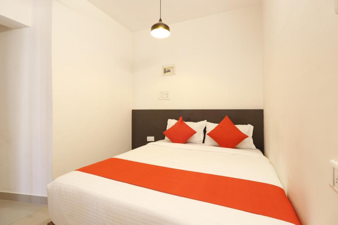 Hotel Crystal Inn Мумбаи Экстерьер фото